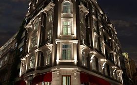 Corinne Art & Boutique Hotel